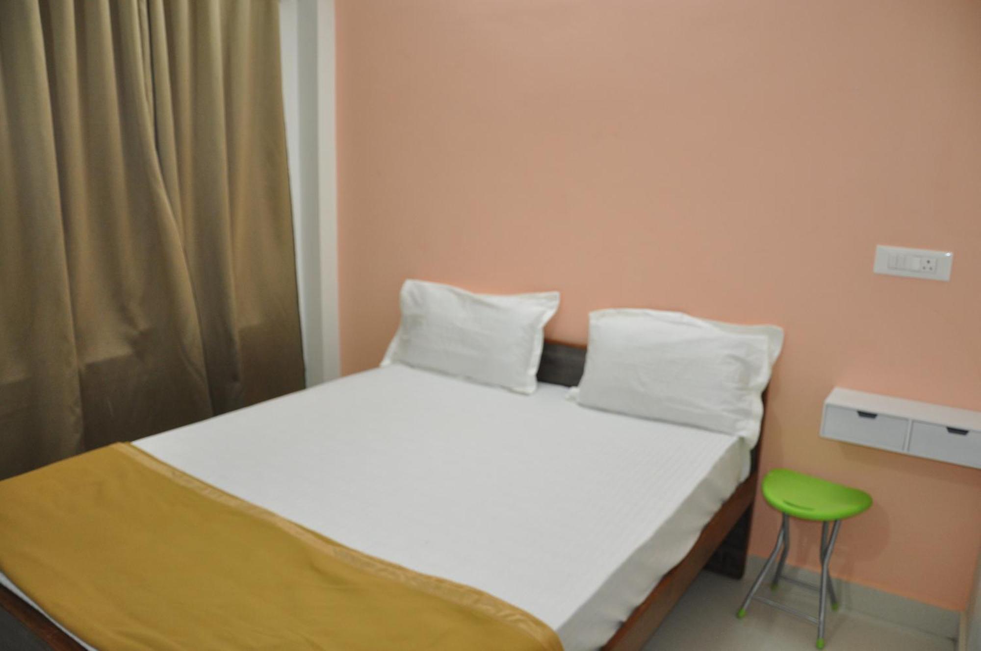 Alaya Rooms Tiruchirappalli Esterno foto
