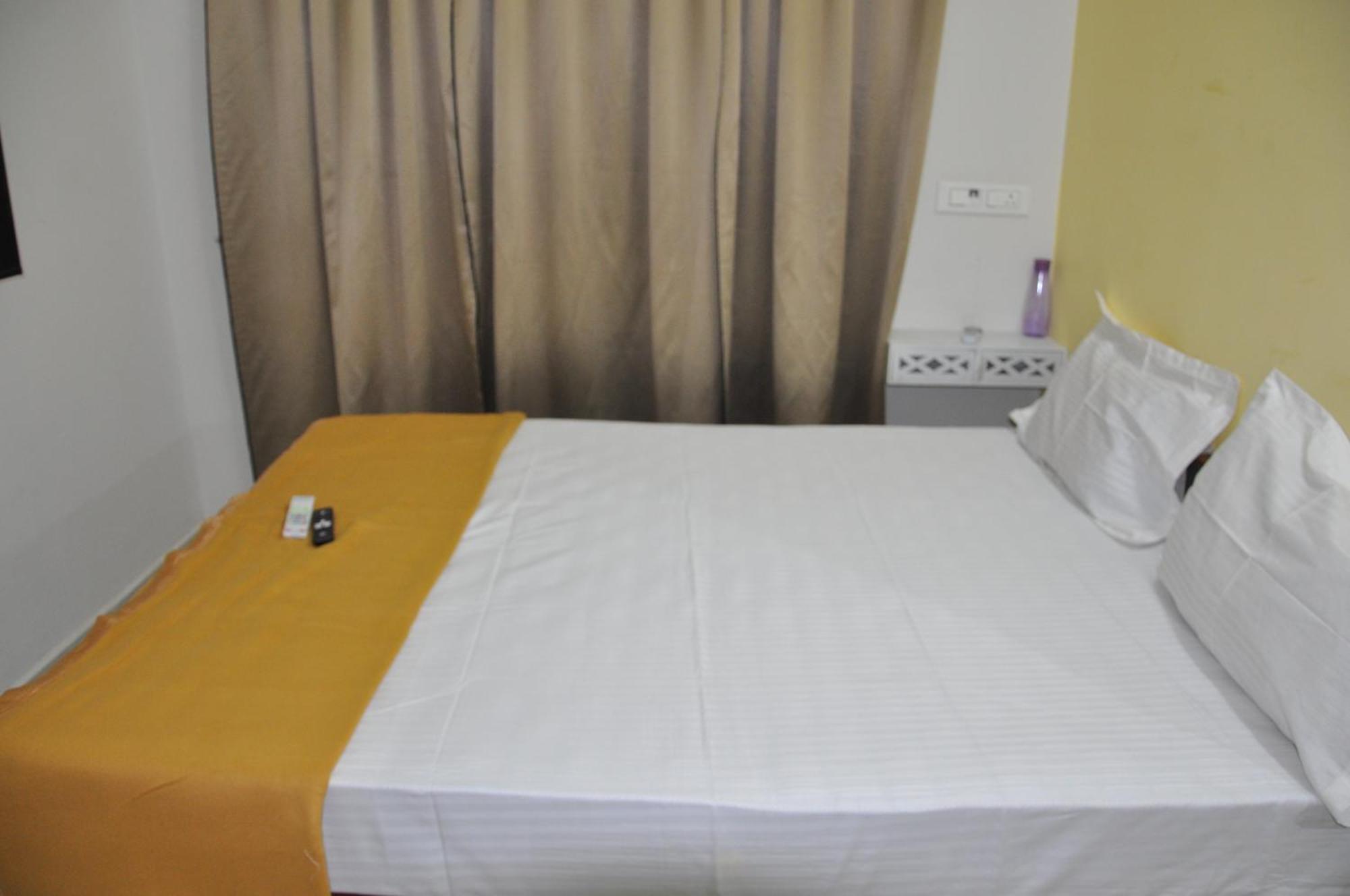 Alaya Rooms Tiruchirappalli Esterno foto