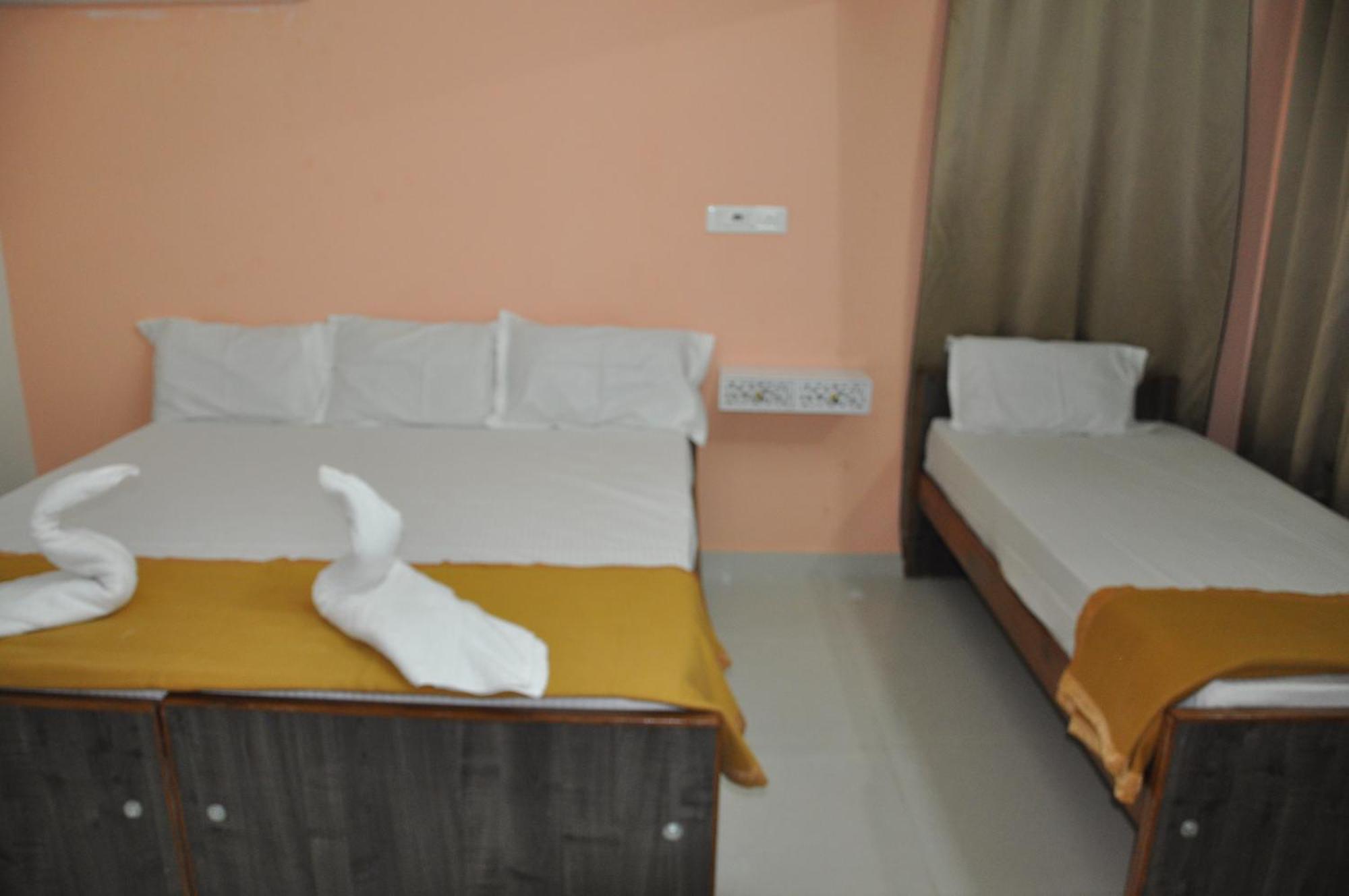 Alaya Rooms Tiruchirappalli Esterno foto